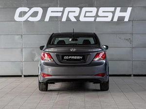 Седан Hyundai Solaris 2015 года, 1169000 рублей, Краснодар