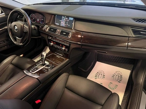 Седан BMW 7 серия 2014 года, 3199000 рублей, Красноярск