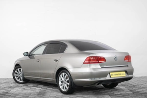 Седан Volkswagen Passat 2013 года, 1179000 рублей, Кемерово
