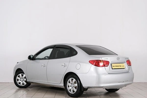 Седан Hyundai Elantra 2010 года, 589000 рублей, Красноярск