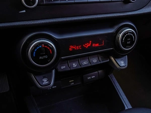 Седан Kia Rio 2021 года, 1740000 рублей, Краснодар