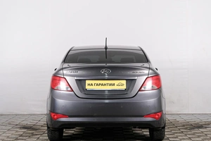 Седан Hyundai Solaris 2014 года, 819000 рублей, Красноярск