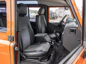 Внедорожник Land Rover Defender 2009 года, 2100000 рублей, Краснодар