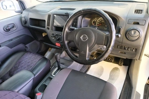 Универсал Nissan AD 2015 года, 779000 рублей, Омск