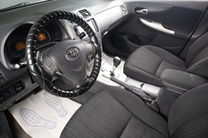 Седан Toyota Corolla 2007 года, 719000 рублей, Оренбург