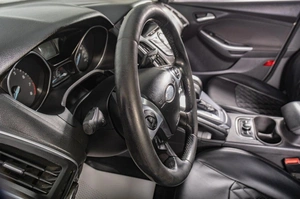 Хетчбэк Ford Focus 2012 года, 899000 рублей, Томск