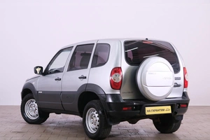 Внедорожник Chevrolet Niva 2013 года, 589000 рублей, Омск