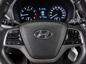 Седан Hyundai Solaris 2017 года, 1390000 рублей, Тюмень