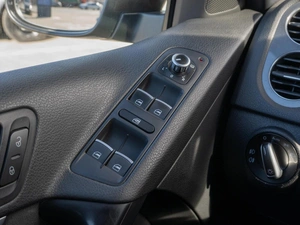 Внедорожник Volkswagen Tiguan 2013 года, 1985000 рублей, Краснодар