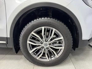 Внедорожник Geely Atlas Pro 2024 года, 2394750 рублей, Красноярск