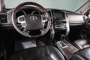 Внедорожник Toyota Land Cruiser 2013 года, 3489000 рублей, Сургут