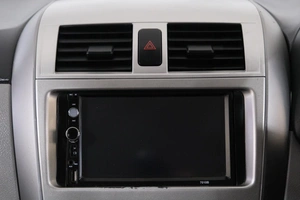 Седан Toyota Corolla Axio 2009 года, 859000 рублей, Омск