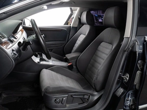 Седан Volkswagen Passat CC 2011 года, 888000 рублей, Тюмень