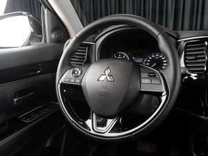 Внедорожник Mitsubishi Outlander 2022 года, 3149000 рублей, Тюмень