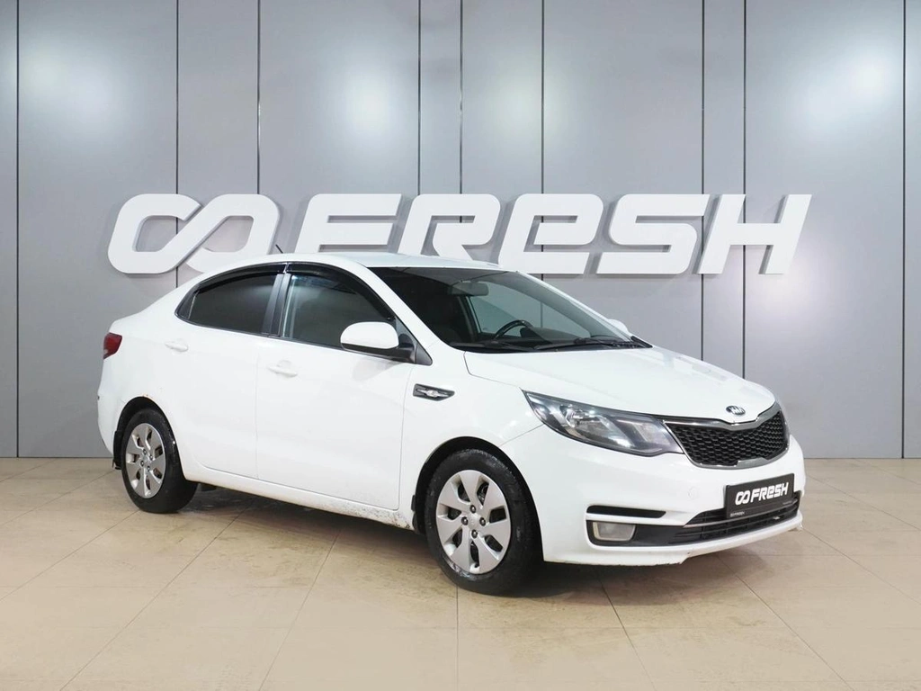 Седан Kia Rio 2015 года, 879000 рублей, Воронеж