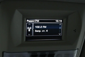 Внедорожник Land Rover Discovery 2014 года, 2233000 рублей, Солонцы