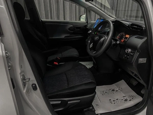 Минивэн Toyota Wish 2009 года, 1150000 рублей, Красноярск