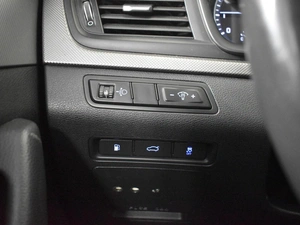 Седан Hyundai Sonata 2018 года, 1635100 рублей, Казань