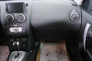 Внедорожник Nissan Qashqai 2008 года, 919000 рублей, Омск