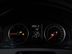 Минивэн Volkswagen Multivan 2015 года, 1999000 рублей, Тюмень