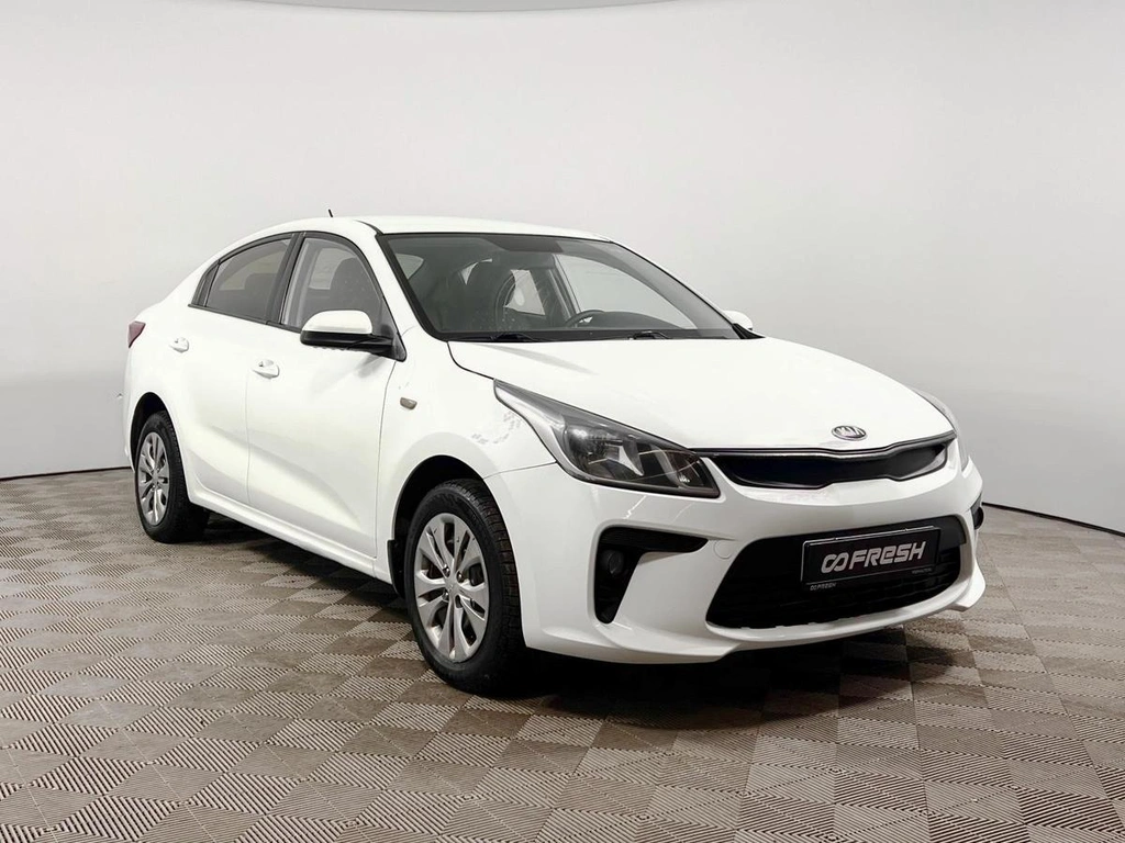 Седан Kia Rio 2018 года, 789900 рублей, Казань