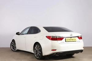 Седан Lexus ES 2013 года, 2400000 рублей, Новосибирск