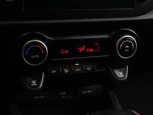 Седан Kia Rio 2021 года, 1439000 рублей, Тюмень