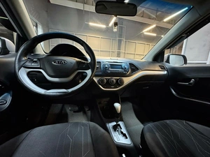 Хетчбэк Kia Picanto 2011 года, 797000 рублей, Красноярск