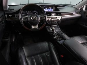Седан Lexus ES 2015 года, 2439000 рублей, Воронеж