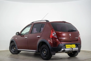 Хетчбэк Renault Sandero 2012 года, 819000 рублей, Оренбург