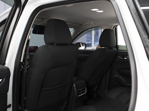 Внедорожник Mazda CX-5 2018 года, 2720000 рублей, Омск