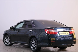 Седан Toyota Camry 2013 года, 1599000 рублей, Омск