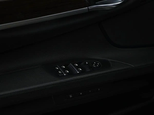 Седан BMW 7 серия 2010 года, 1899077 рублей, Москва