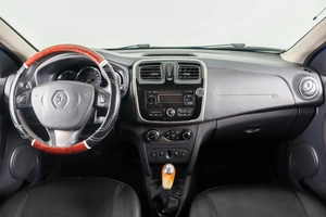 Хетчбэк Renault Sandero 2016 года, 729000 рублей, Пермь