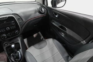 Внедорожник Renault Kaptur 2018 года, 1249000 рублей, Новокузнецк