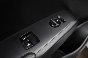 Седан Hyundai Solaris 2017 года, 879000 рублей, Ульяновск
