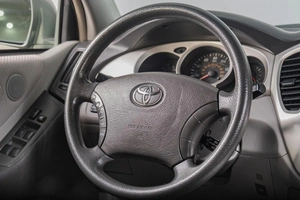 Внедорожник Toyota Highlander 2003 года, 1269000 рублей, Томск