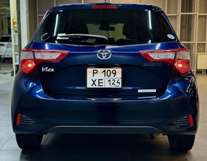 Хетчбэк Toyota Vitz 2019 года, 1097000 рублей, Красноярск