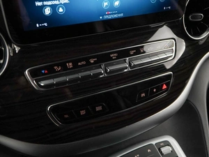 Минивэн Mercedes-benz V-класс 2022 года, 8899055 рублей, Москва