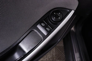 Хетчбэк Ford Focus 2013 года, 1049000 рублей, Пермь