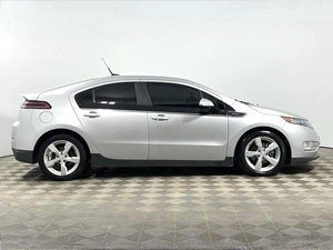 Хетчбэк Chevrolet Volt 2014 года, 1099900 рублей, Казань