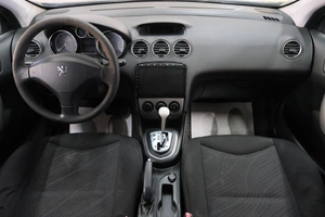 Хетчбэк Peugeot 308 2010 года, 599000 рублей, Омск