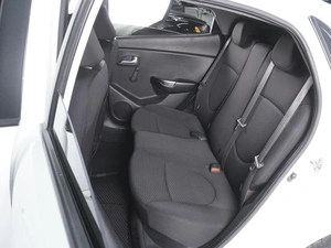 Седан Kia Rio 2013 года, 760000 рублей, Ростов-на-Дону
