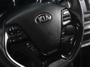 Хетчбэк Kia Ceed 2014 года, 1120000 рублей, Омск