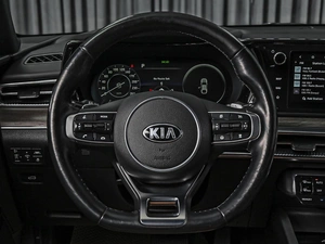Седан Kia K5 2020 года, 2330000 рублей, Ставрополь