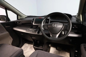 Минивэн Honda Freed 2009 года, 1009000 рублей, Новосибирск