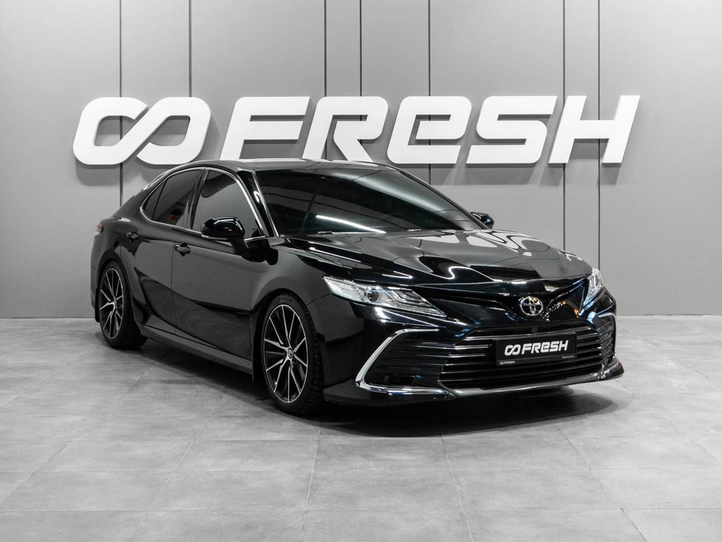 Седан Toyota Camry 2021 года, 3549000 рублей, Тюмень