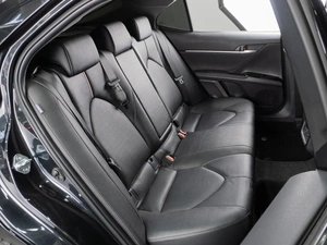 Седан Toyota Camry 2023 года, 3729000 рублей, Тюмень