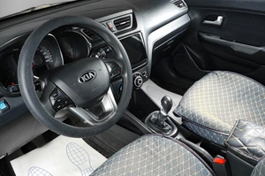 Седан Kia Rio 2011 года, 899000 рублей, Тюмень