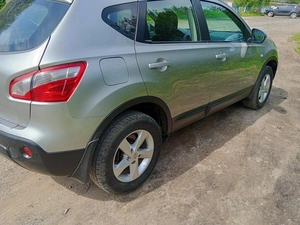 Внедорожник Nissan Qashqai 2010 года, 900000 рублей, Красноярск